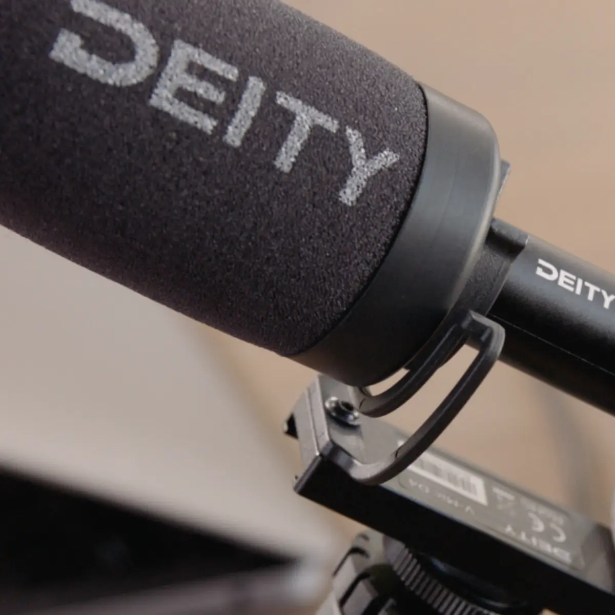 DTS0186D60 Deity V-Mic D4 Mini Foam Pop Filter_3