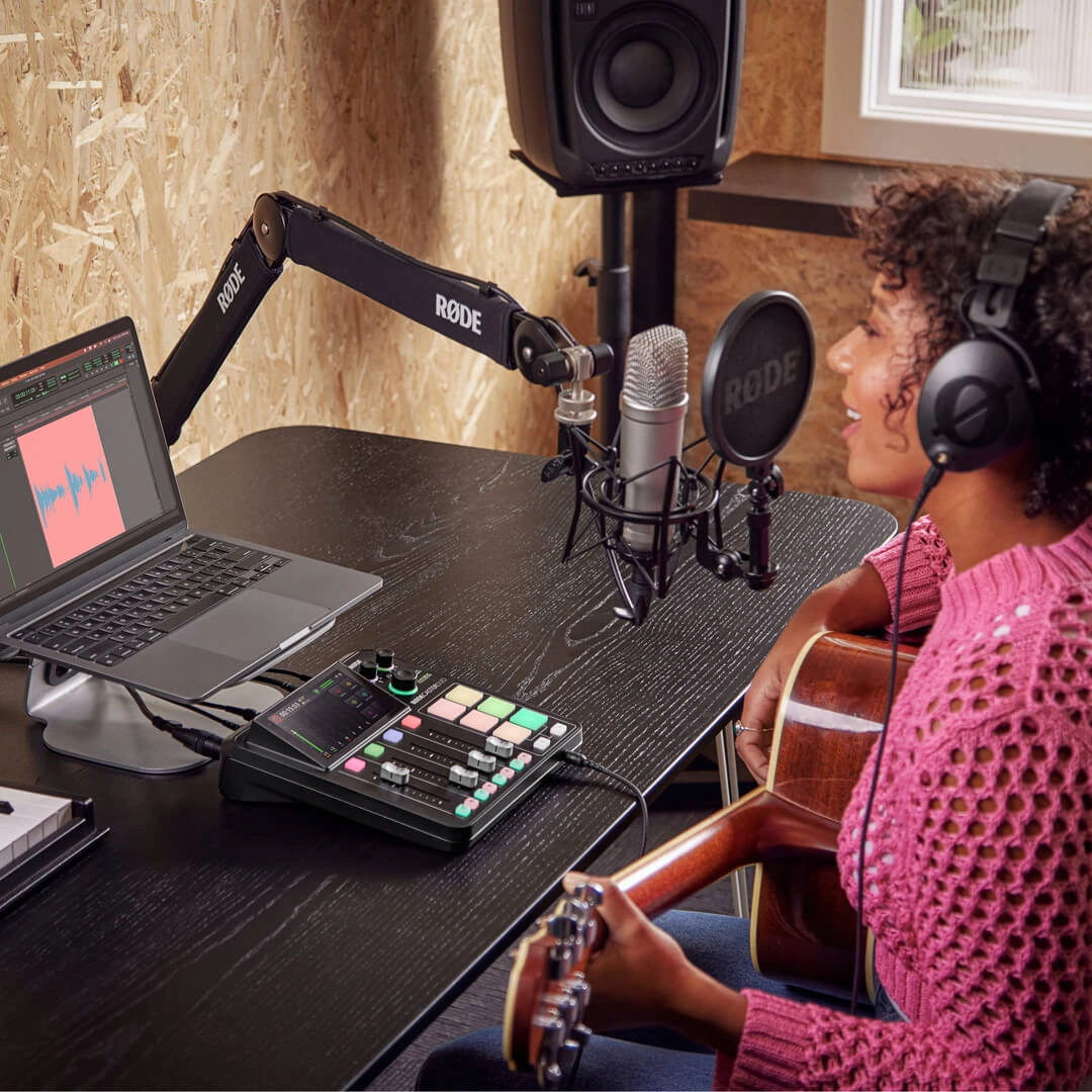 RODE-PCI-024 RØDE Caster Duo_9